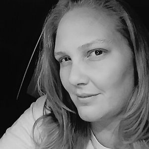 Meet your Posher, Candace